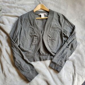 Gilligan & O'Malley Charcoal Shrug Crop top